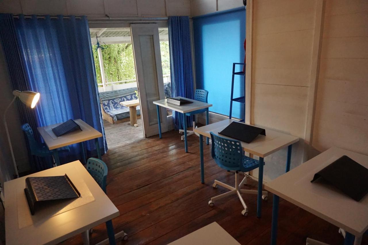 Bed and Breakfast Salon de Nomad Gili T. Gili Trawangan Esterno foto