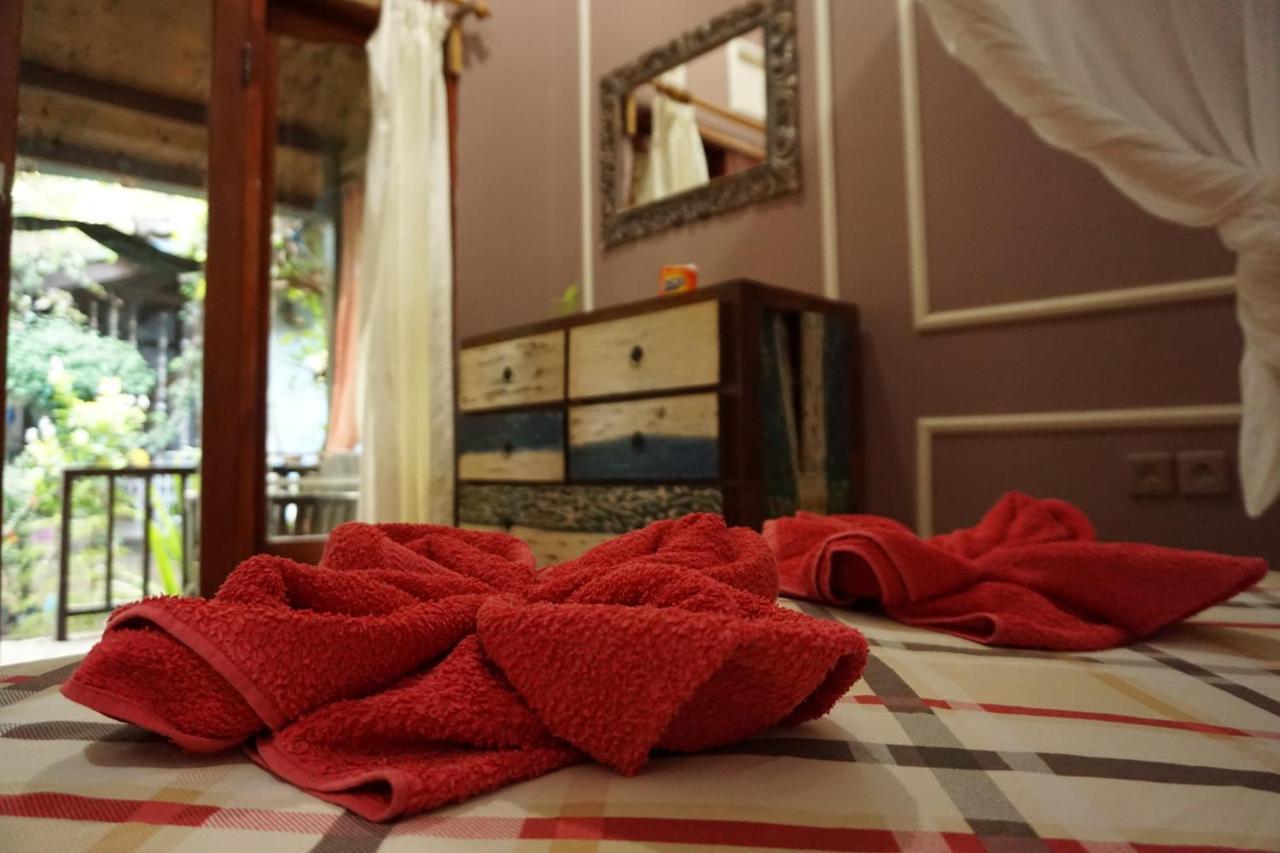 Bed and Breakfast Salon de Nomad Gili T. Gili Trawangan Esterno foto