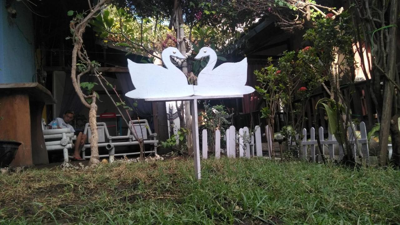 Bed and Breakfast Salon de Nomad Gili T. Gili Trawangan Esterno foto
