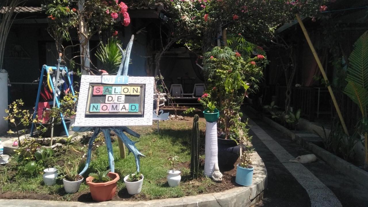 Bed and Breakfast Salon de Nomad Gili T. Gili Trawangan Esterno foto
